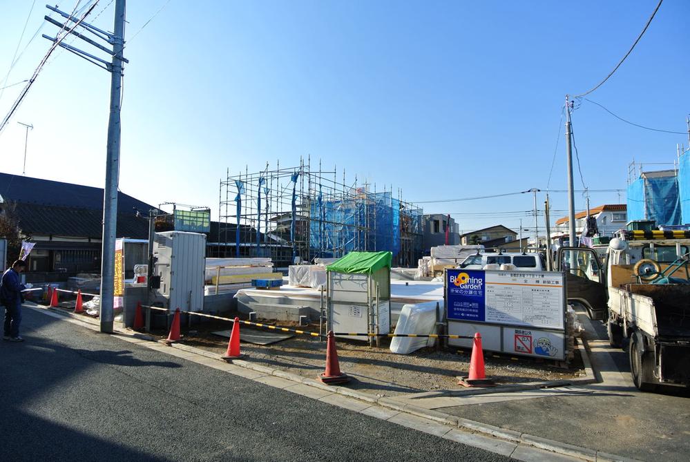 Local appearance photo. Local (12 May 2013) Shooting