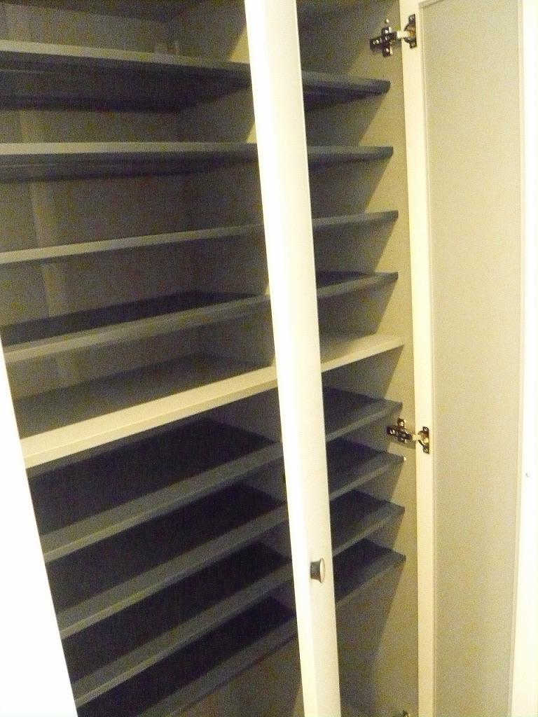 Other introspection. Indoor (11 May 2013) Shooting