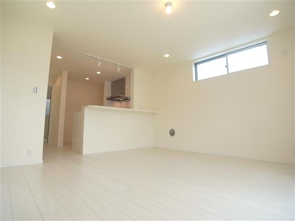 Living. Living 2013 / 08 shooting