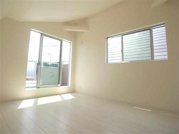 Non-living room. Bedroom 2013 / 08 shooting