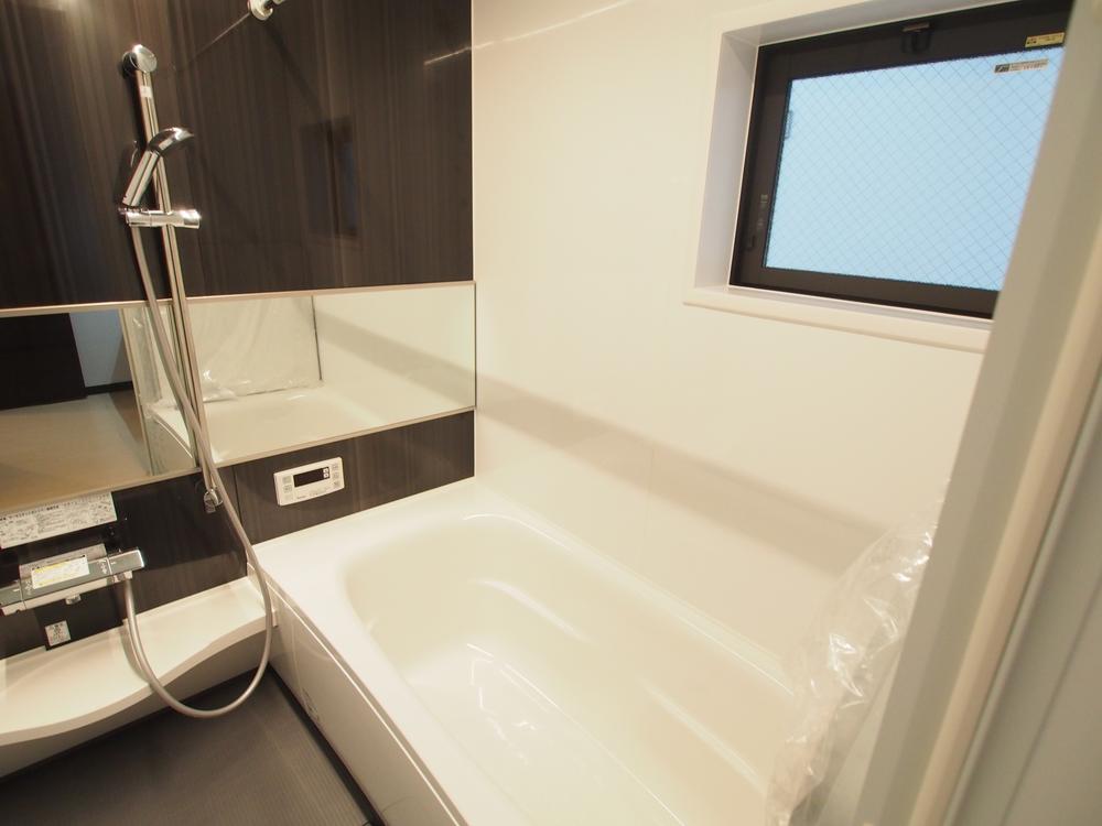 Bathroom. Bathroom (12 May 2013) Shooting