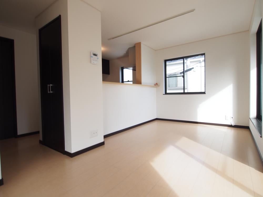 Living. Living (December 2013) Shooting