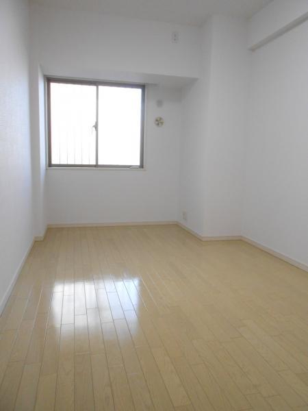 Non-living room. ◎ east Western-style 7 Pledge