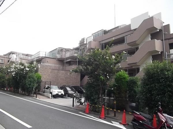 Local appearance photo