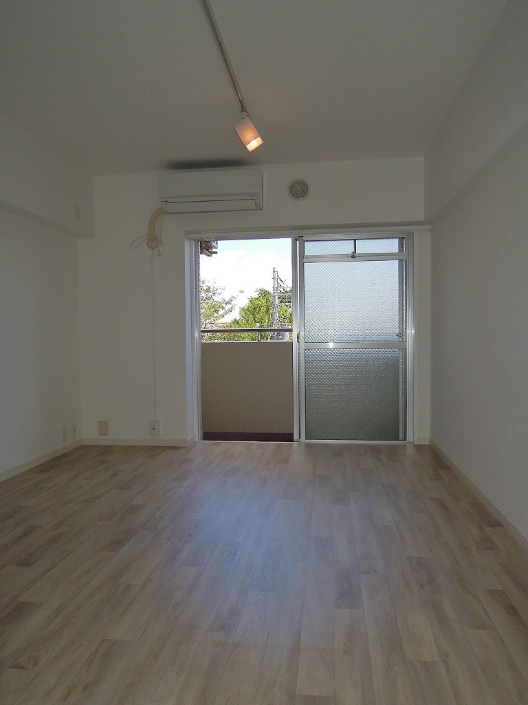 Living and room. Western style room