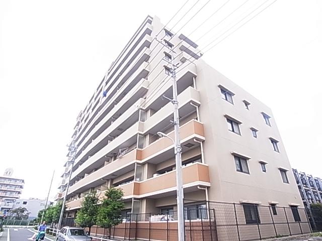 Local appearance photo. Local (10 May 2013) Shooting