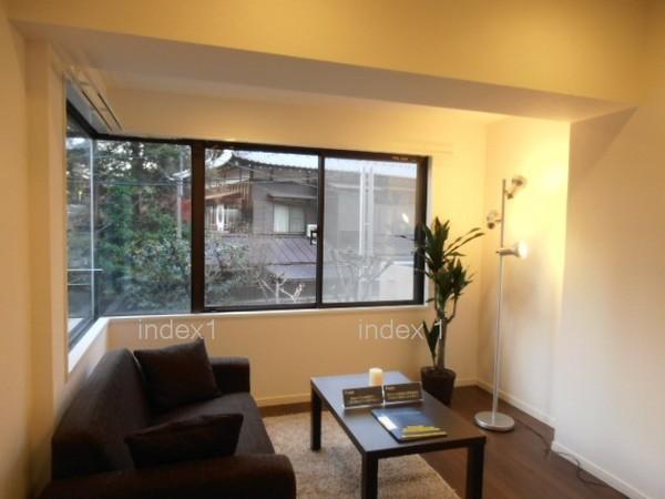 Non-living room. Of about 4.5 Pledge Western-style as a living