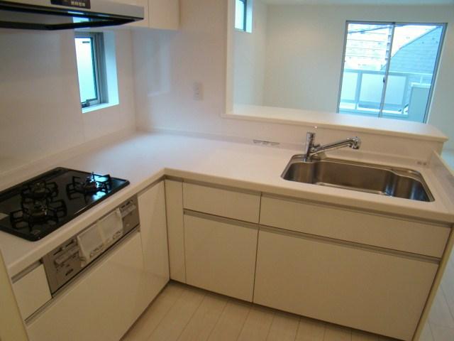 Kitchen. Indoor (June 2013) Shooting