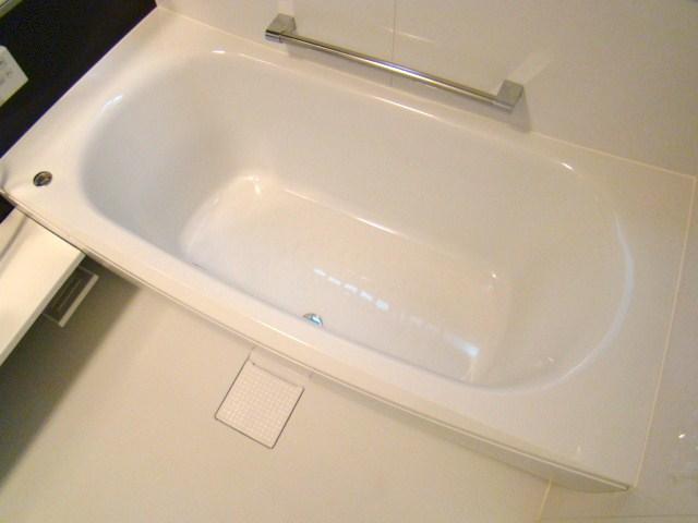 Bathroom. Indoor (June 2013) Shooting