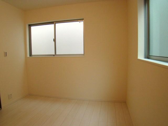 Non-living room. Indoor (June 2013) Shooting