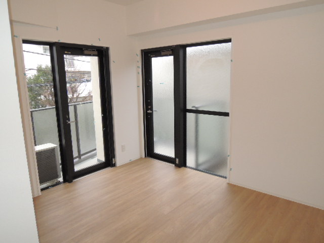 Living and room. It is finally nearing completion. 