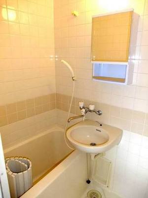 Bath. 2-point unit bus (basin, There basin cabinet)