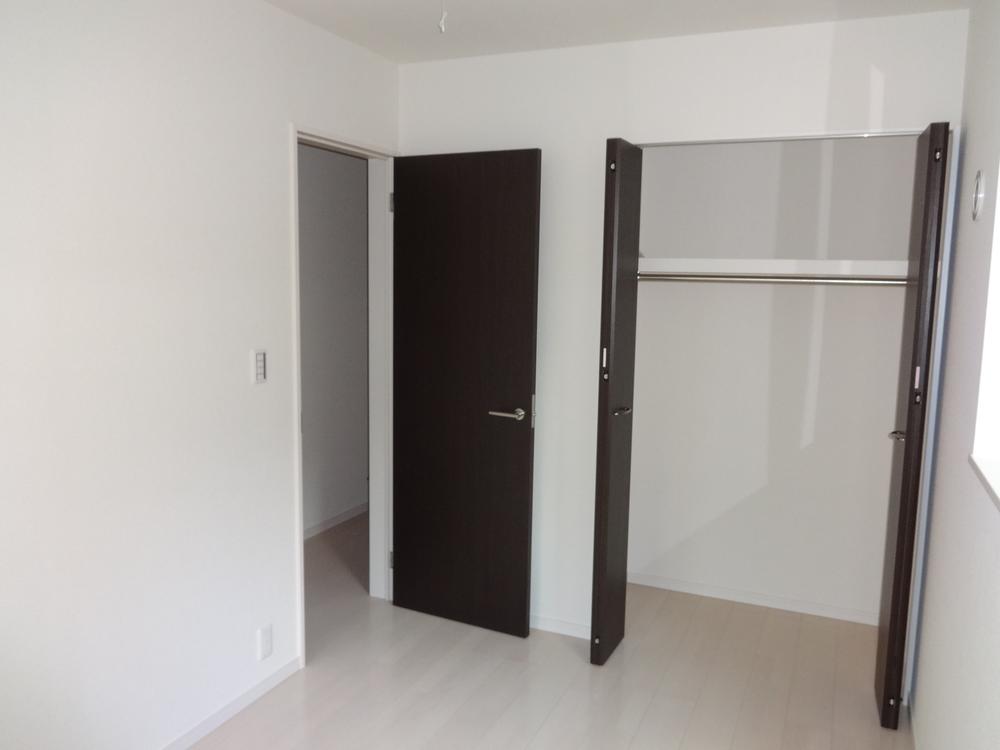 Non-living room. Indoor (11 May 2013) Shooting