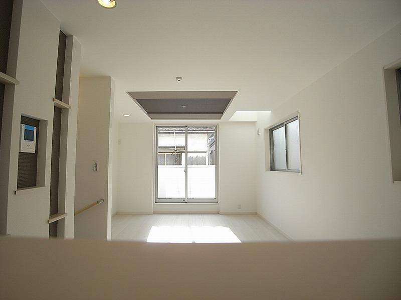 Living. Local (12 May 2013) Shooting