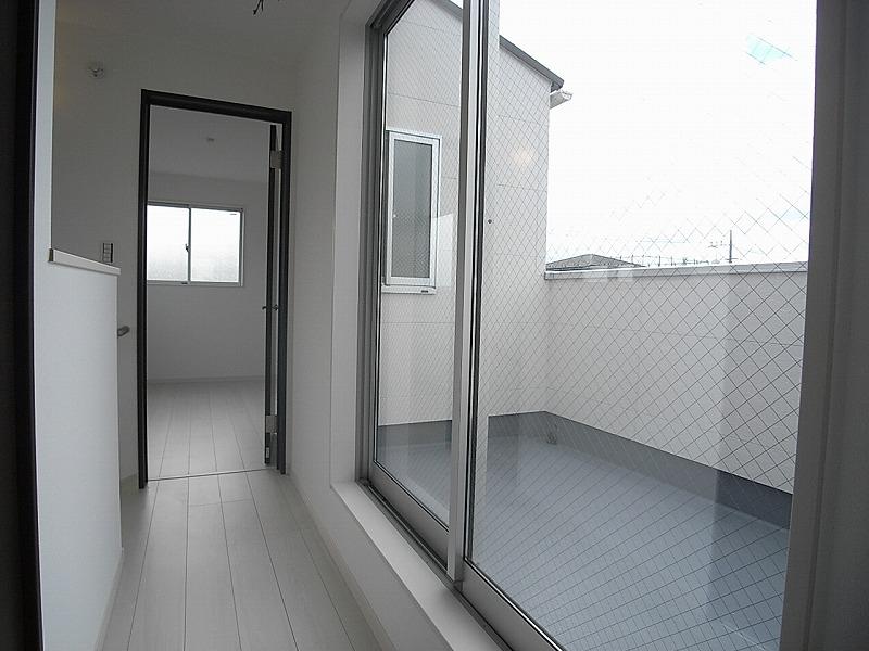 Balcony. Local (12 May 2013) Shooting