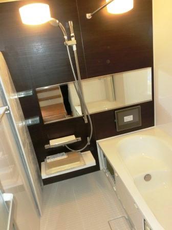 Bathroom. 25 December 20 Shooting