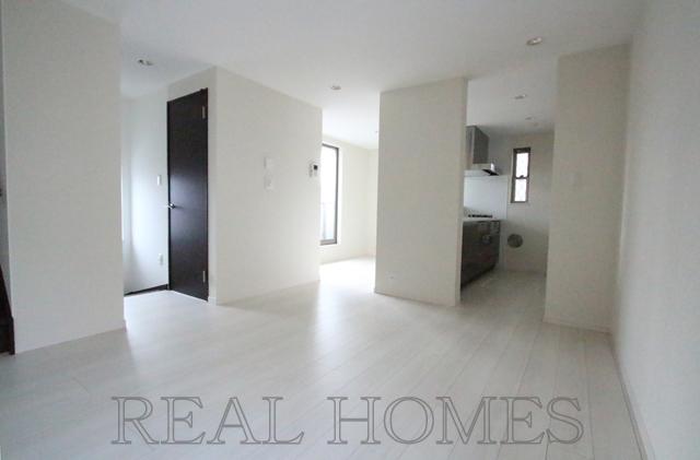 Living. Indoor (September 2013) Shooting 6 Building