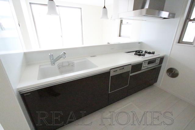 Kitchen. Indoor (July 2013) Shooting 6 Building