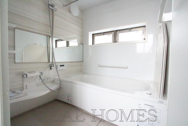 Bathroom. Indoor (July 2013) Shooting 6 Building