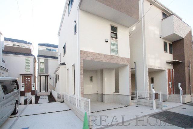 Local appearance photo. Local (12 May 2013) Shooting