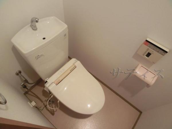 Toilet