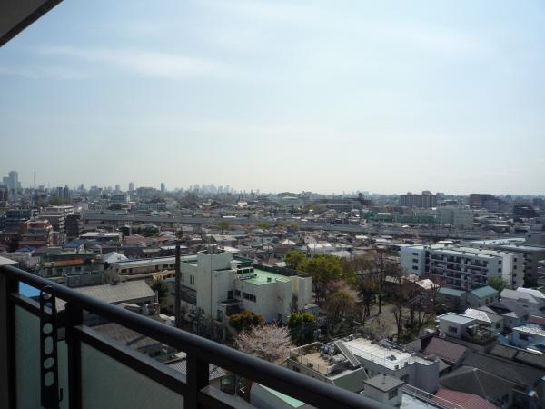 Other common areas. ◎ view from the balcony