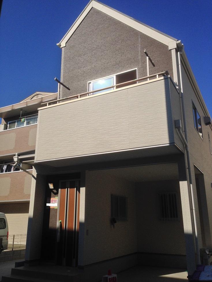 Local appearance photo. Local (12 May 2013) Shooting