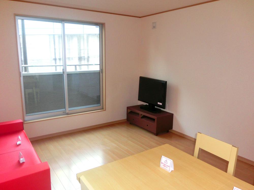 Living. Indoor (12 May 2013) Shooting