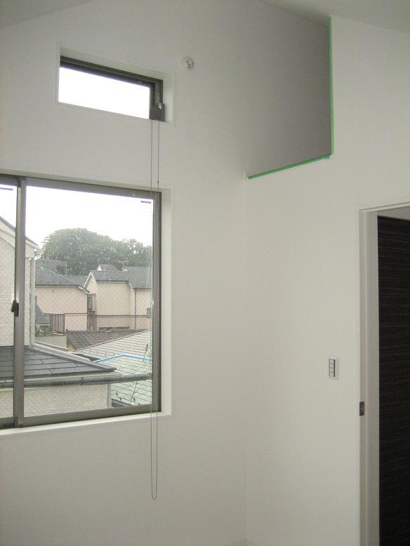 Non-living room. 3 Kaikyoshitsu ・  ・  ・ It is with loft