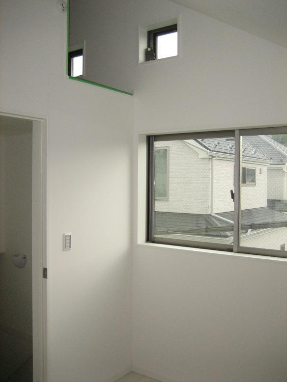 Non-living room. 3 Kaikyoshitsu ・  ・  ・ It is with loft