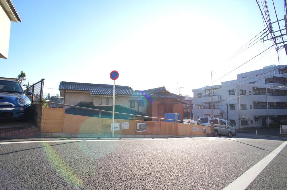 Local appearance photo. Local (12 May 2013) is a good hill of shooting view. 