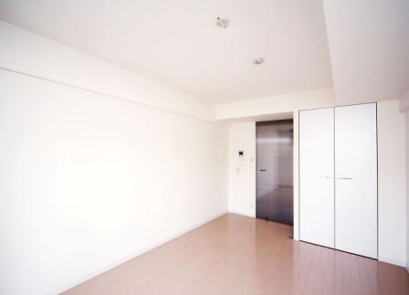 Living and room. ※ It will be inverted type