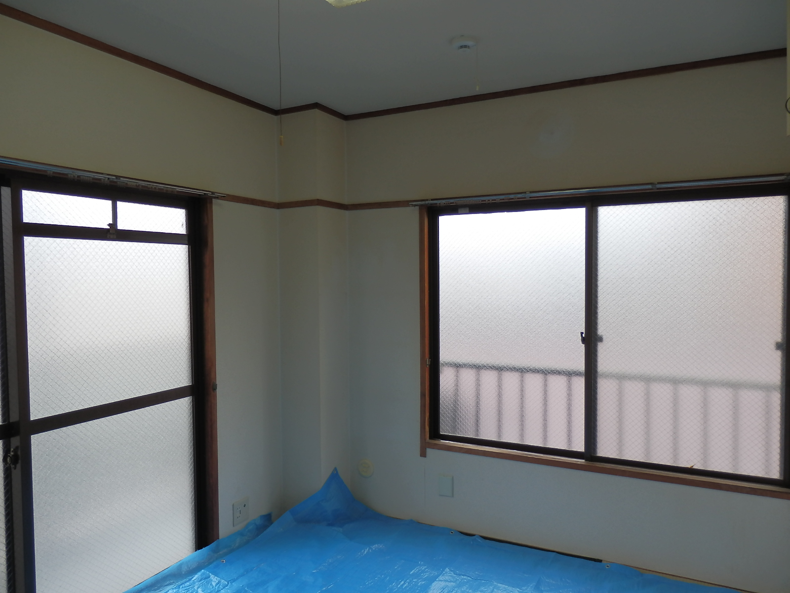 Other room space. Bright corner room! Facing south!