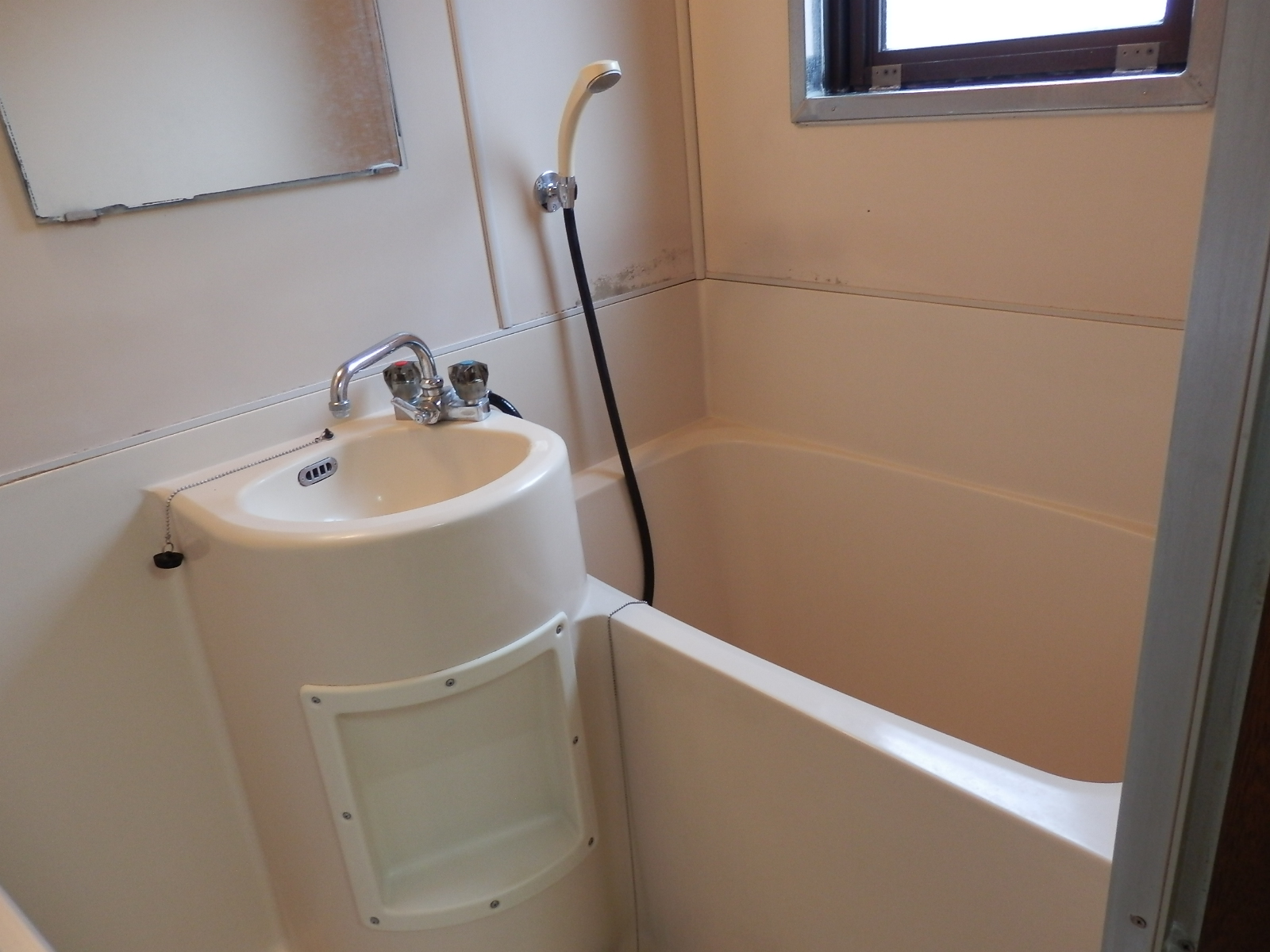 Bath. Good ventilation with windows!