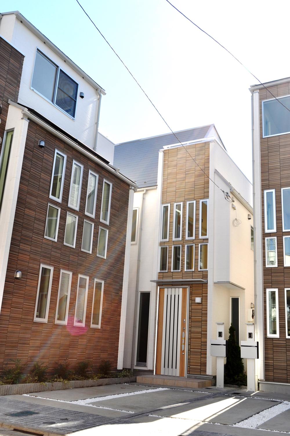 Local appearance photo