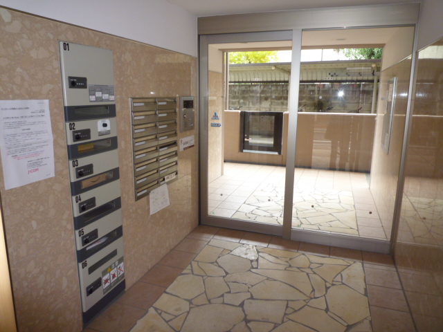 Other common areas. auto lock ・ Delivery Box ・ Post