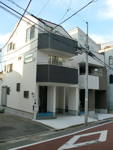 Local appearance photo