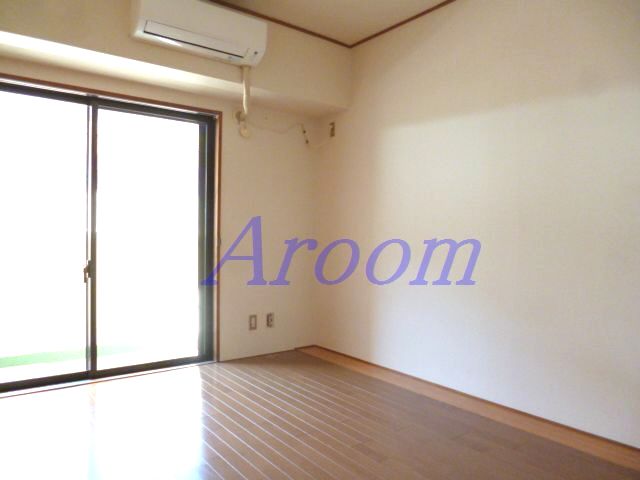 Other room space. Interior