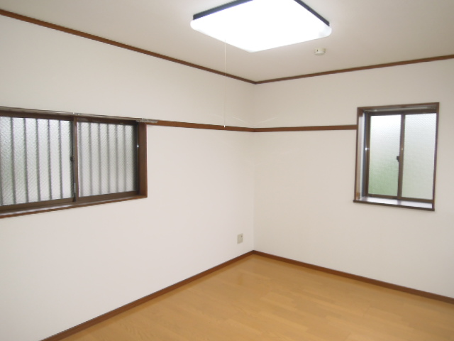 Other room space. Western-style (see photo)