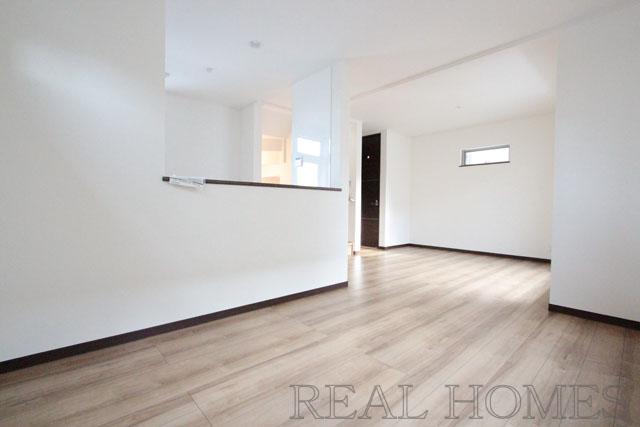 Living. Indoor (12 May 2013) Shooting A Building