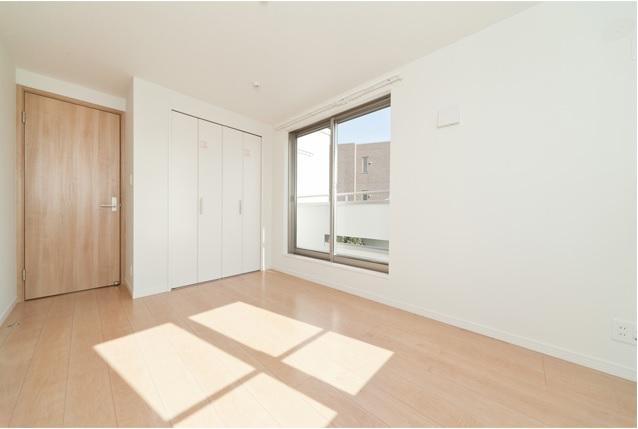 Same specifications photos (Other introspection). Same specifications