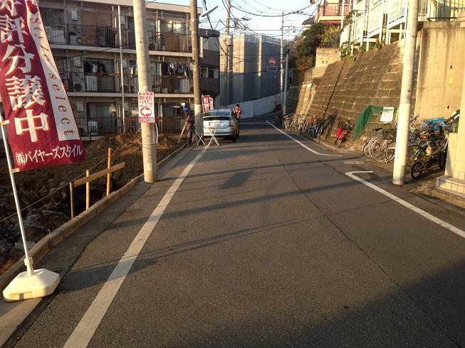 Local photos, including front road. Same specification example