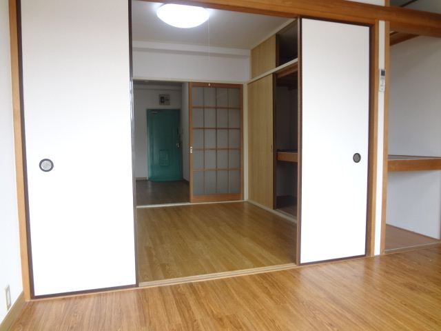 Living and room. Cleaning a breeze with all flooring