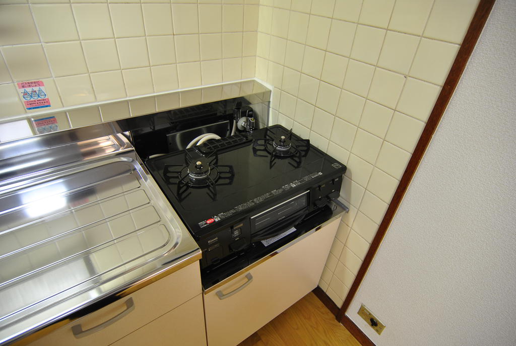 Kitchen. Gas stove is Installed