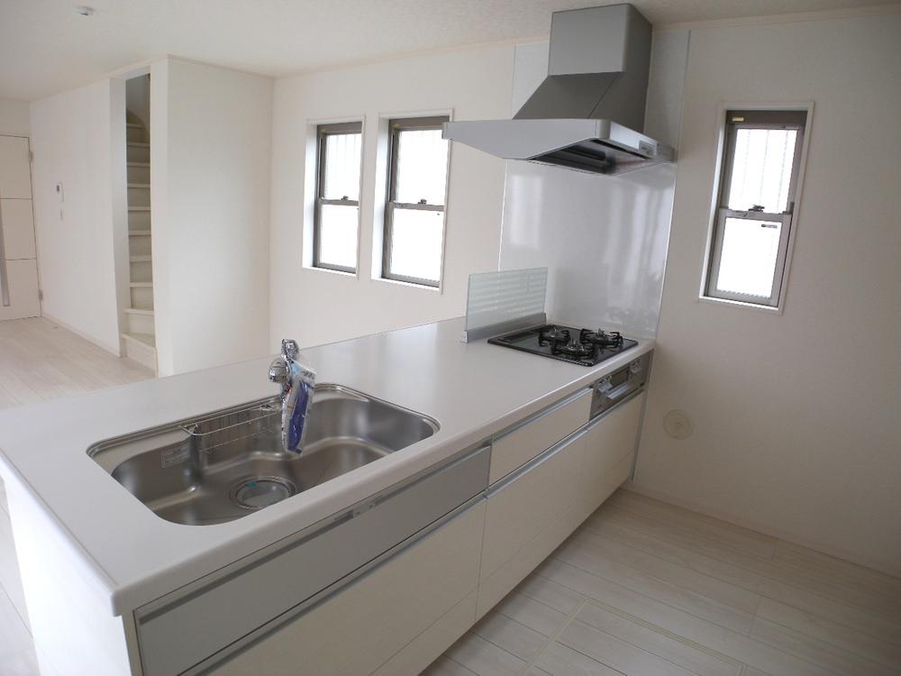 Same specifications photo (kitchen). Example of construction