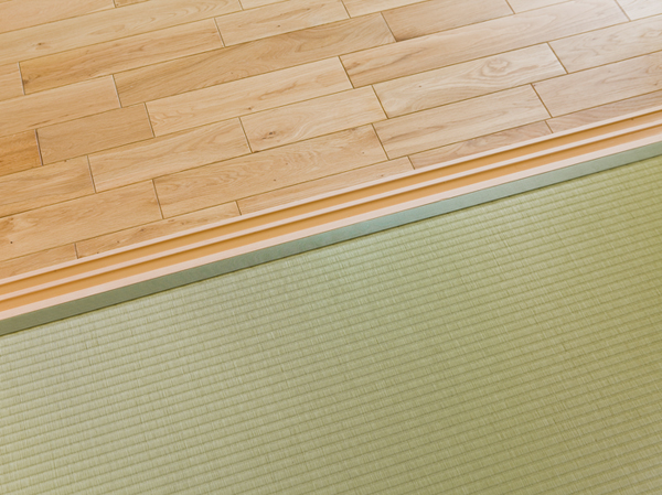 Other.  [Full flat floor] Eliminating the floor level difference in the dwelling unit, Prevent accidents due to stumble, Safe specification from children to the elderly. (Same specifications)