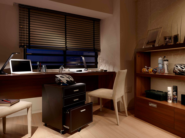 Interior.  [DEN] As study, Or as a hobby room. You can use tailored to each of the lifestyle. (C type ※ furniture ・ Furniture etc. are not included in the sale price)