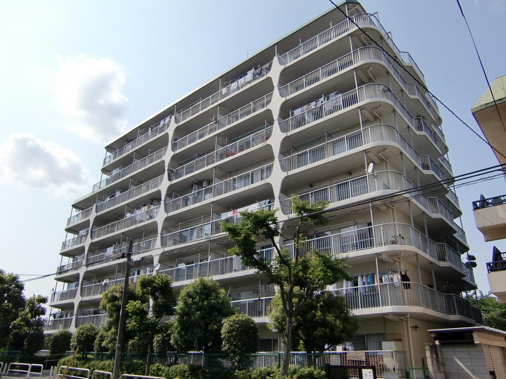 Local appearance photo. East side