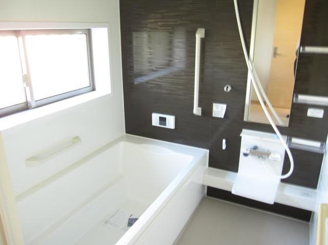 Same specifications photo (bathroom). Same specifications