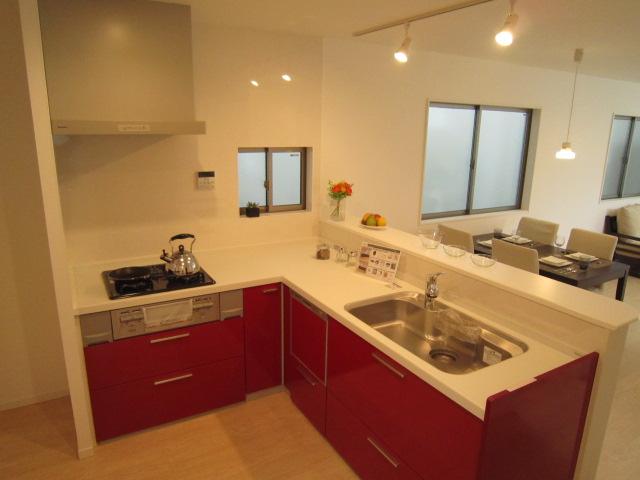 Same specifications photo (kitchen). Example of construction